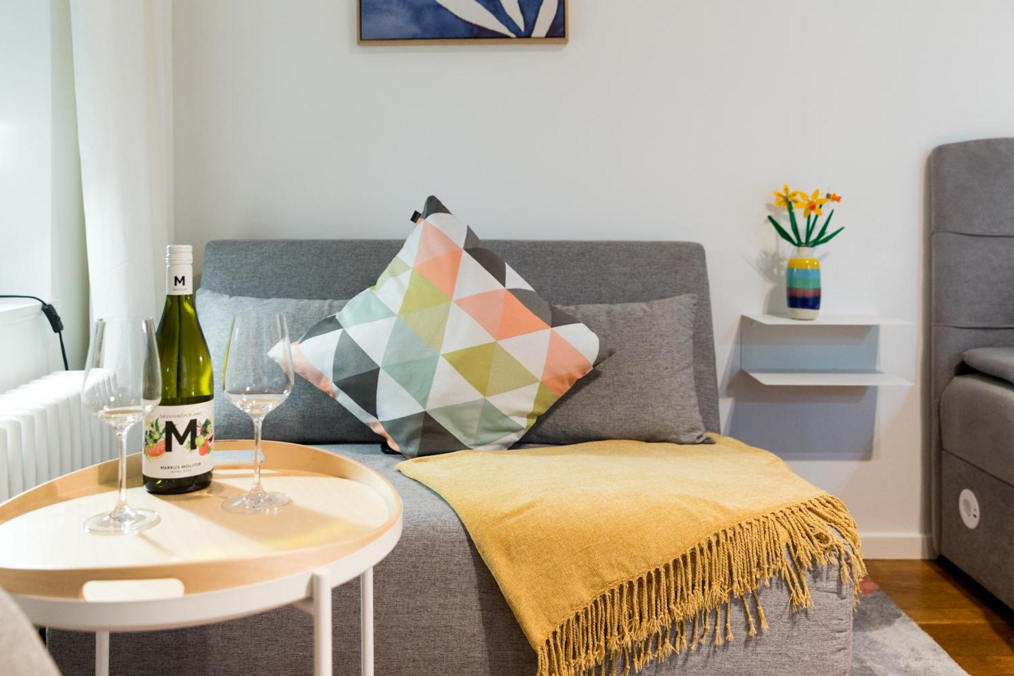Appartement J8 Room22 Studioapartment Mitte Mitte *